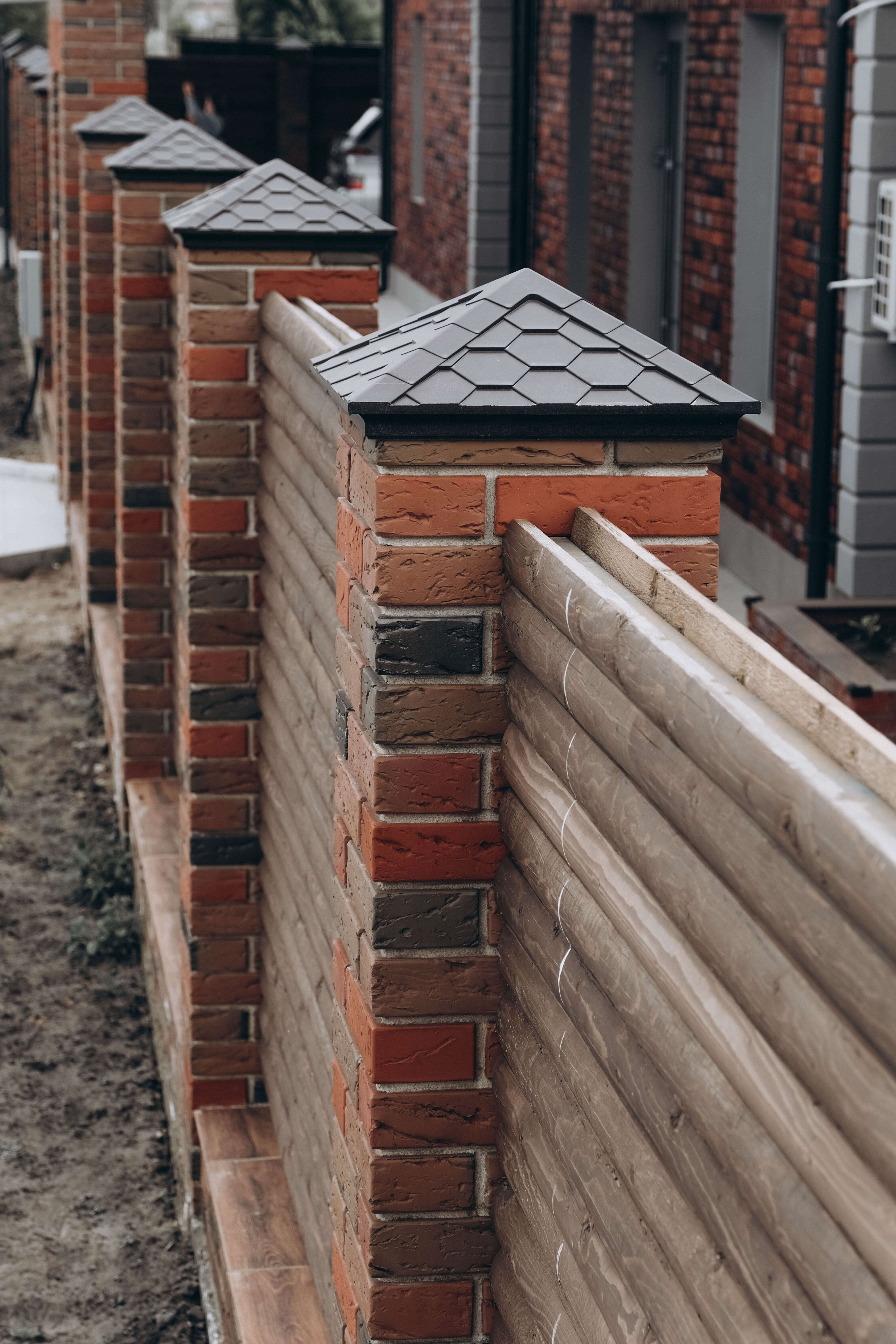 Колпак Zking Эверест Коричневый на столб 1.5х1.5 кирпича (390х390мм) в Смоленске фото